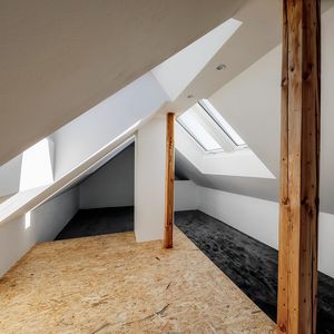 Spitzbodenausbau Nachher